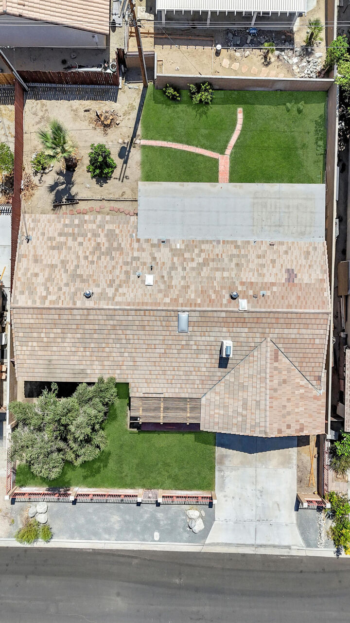Property Photo: 53780 Avenida Diaz CA 92253