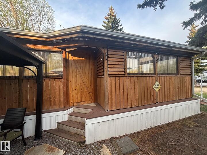 Property Photo:  32 12036 Township Road 422  AB T0C 2J0 