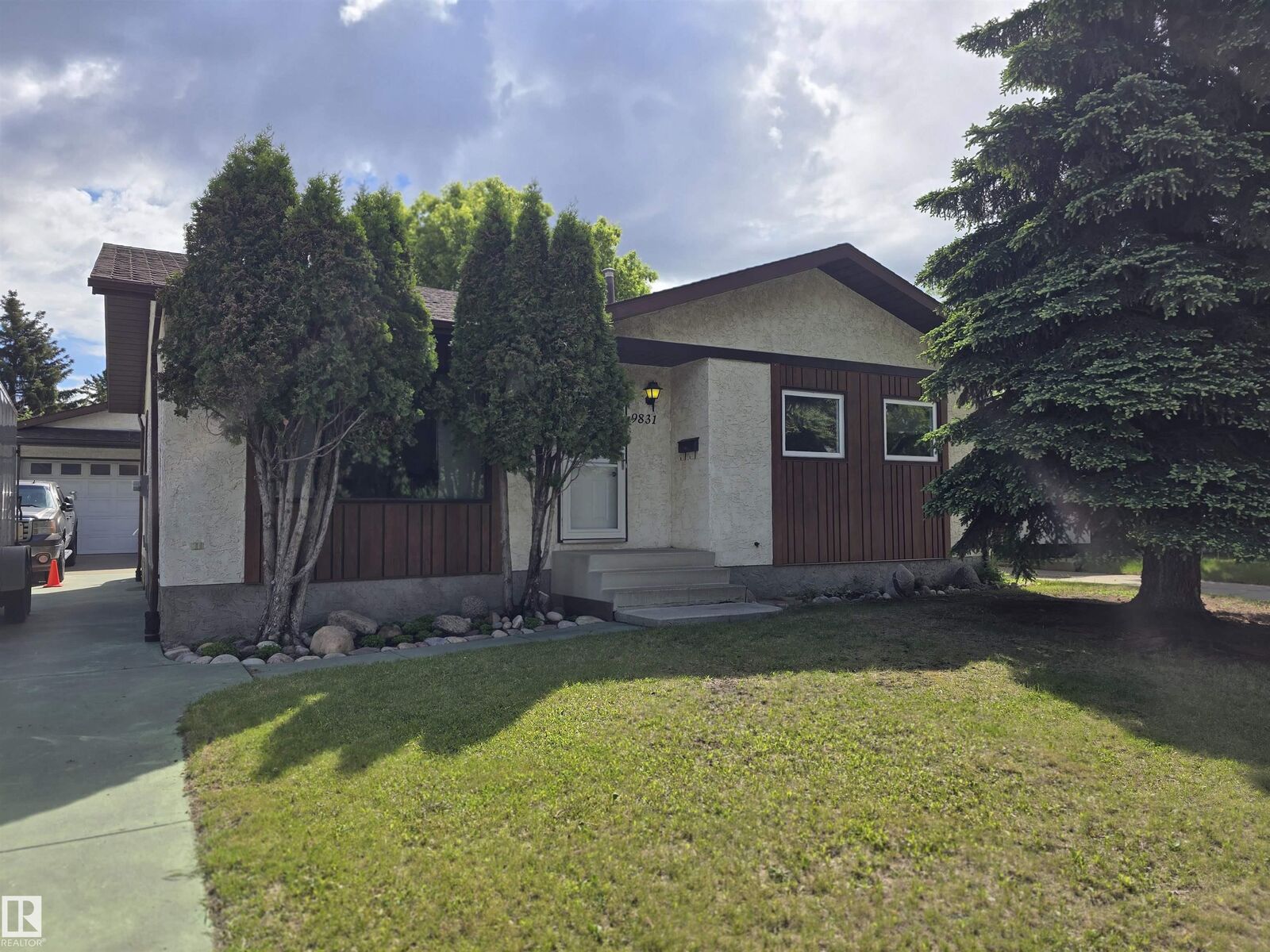 Property Photo: 9831 188 Street NW AB T5T 4H3