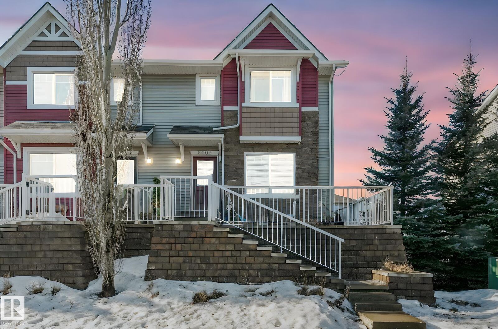 Photo de la propriété:  5505 3 Avenue SW  AB T6X 0W7 