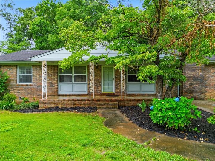 Property Photo:  138 Parker Road  GA 30143 