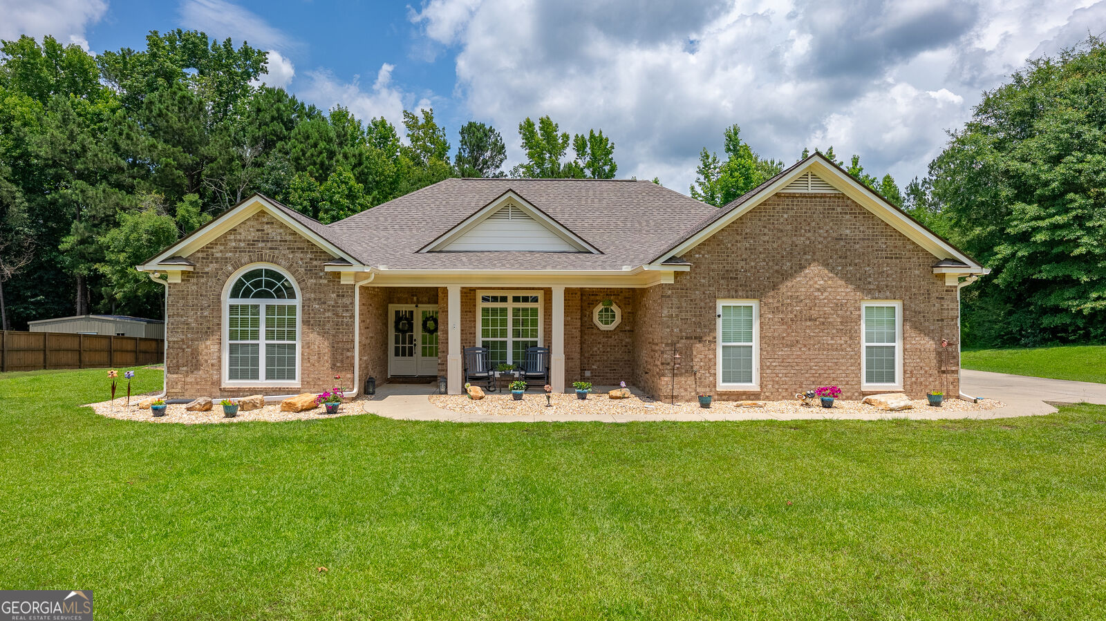 Property Photo: 28 W Teddy Bear Lane GA 31831