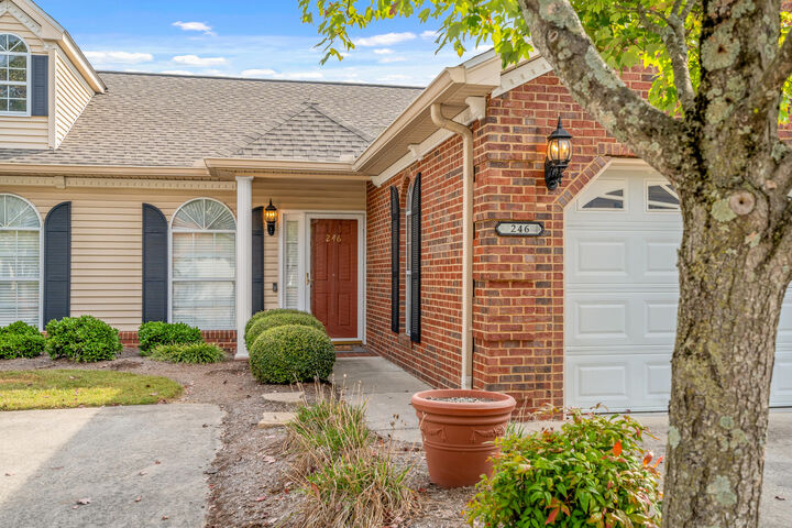 Property Photo: 1700 W Oak Drive GA 30721
