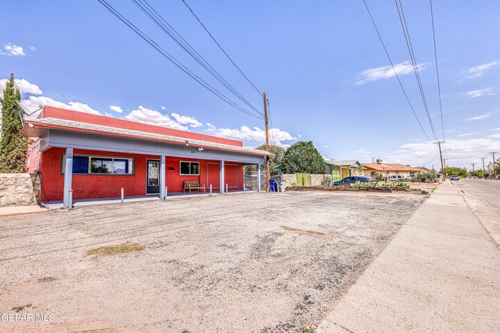 Property Photo: 8751 Winchester Road TX 79907