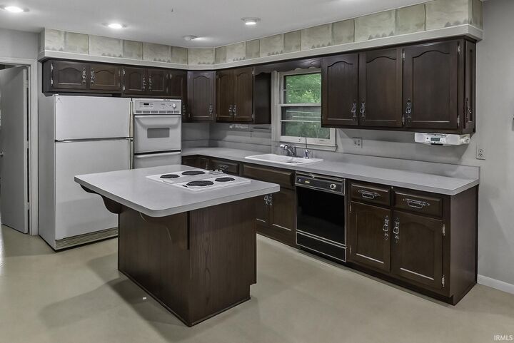 Property Photo: 6299 State Road 1 IN 46785-9619