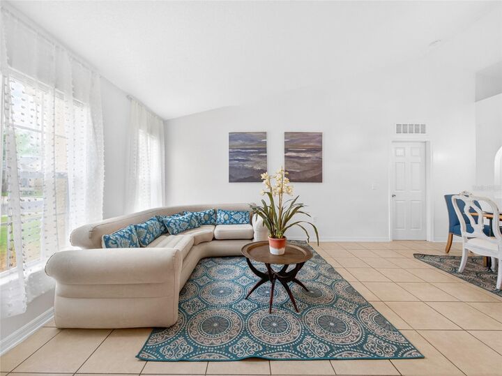 Property Photo: 2589 Hunley Loop FL 34743