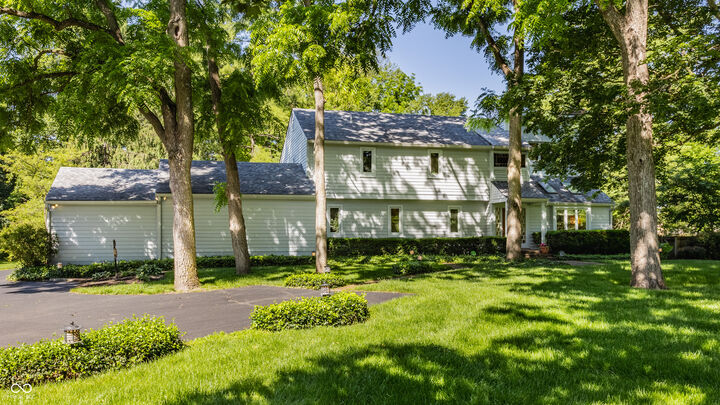 Property Photo: 4865 Briarwood Court IN 46033