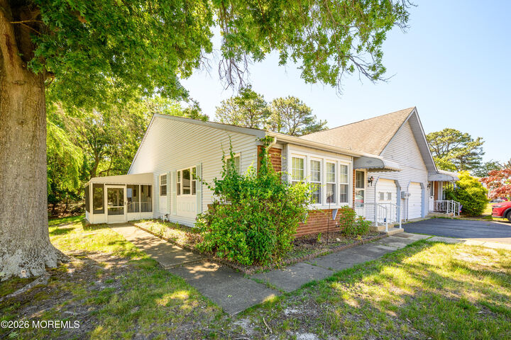 Property Photo:  8A Portsmouth Street  NJ 08759 