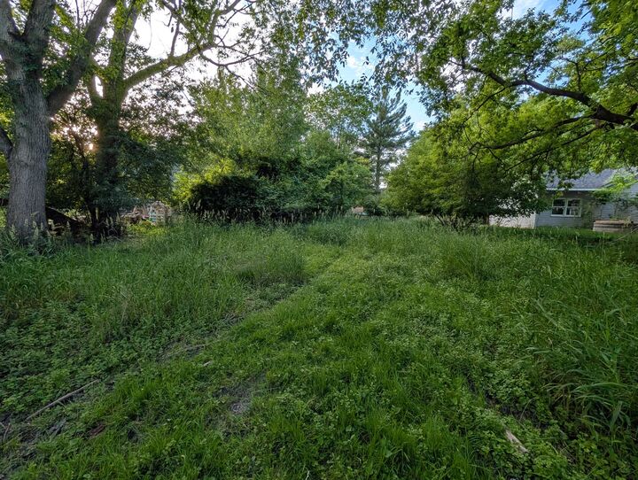 Property Photo: 521 S Circle Avenue IL 60010