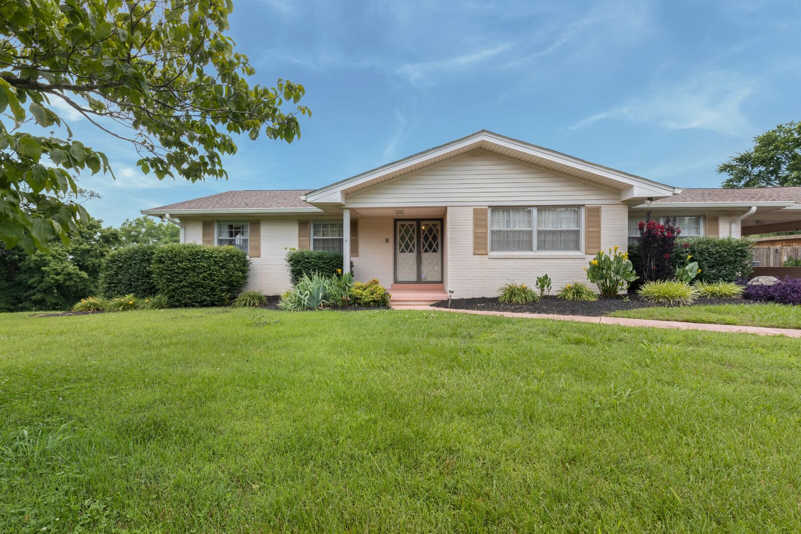 Property Photo:  5528 Highway 76 E  TN 37172 