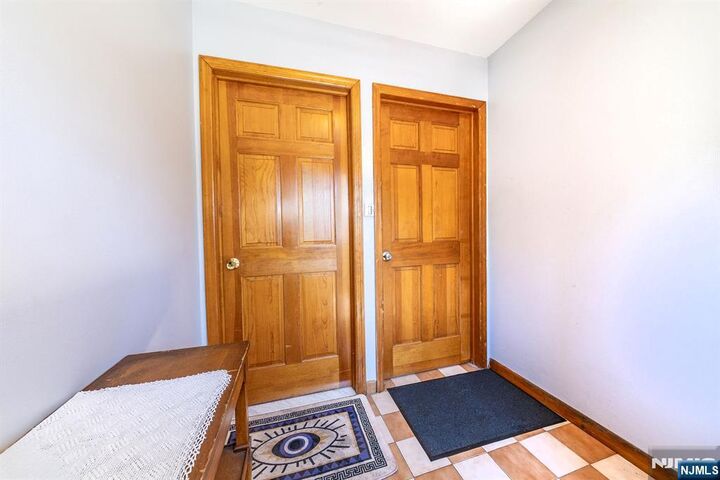 Property Photo:  137 Uhland  NJ 07073 