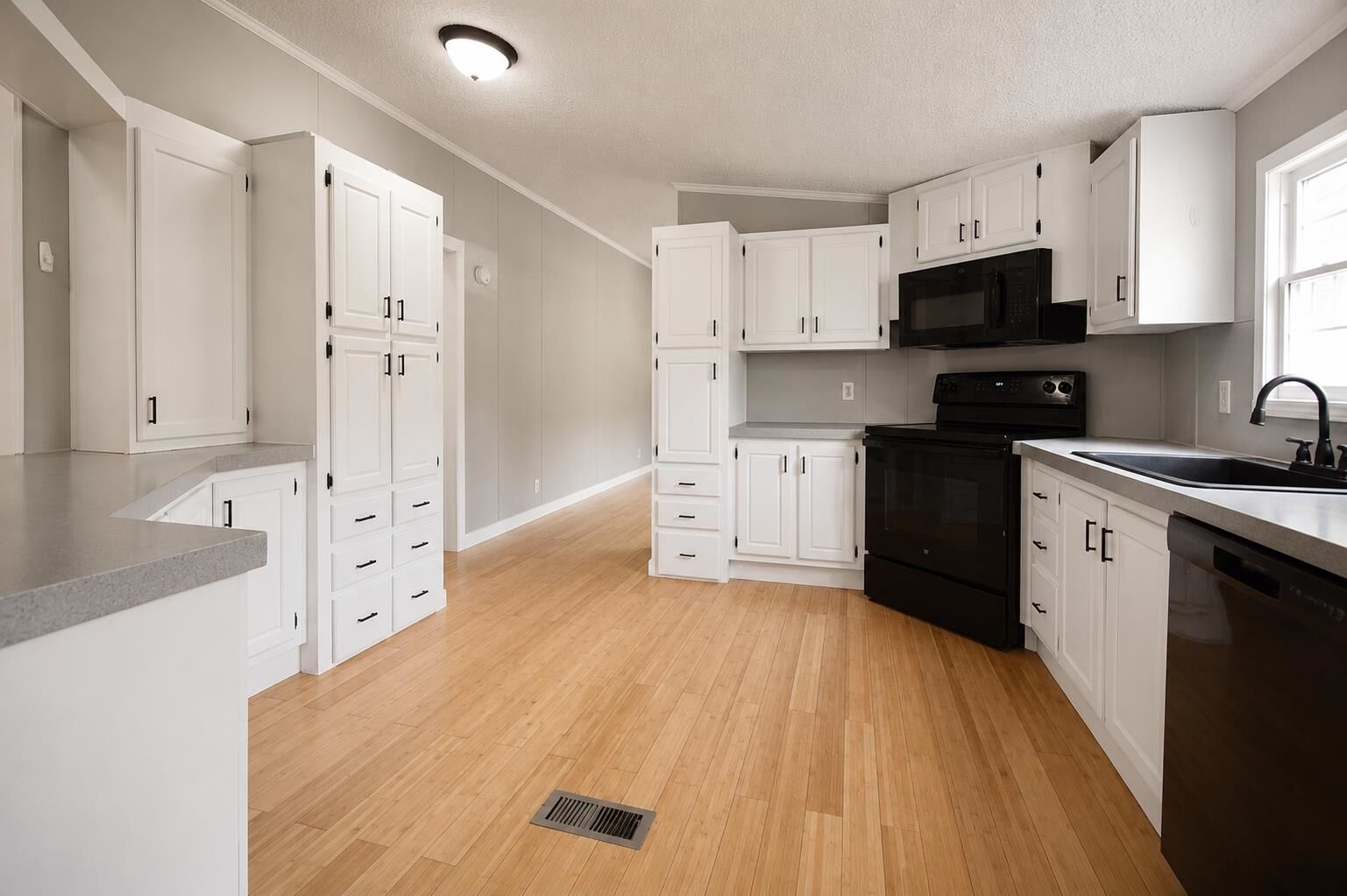 Property Photo:  7906 Main Road  VT 05462 