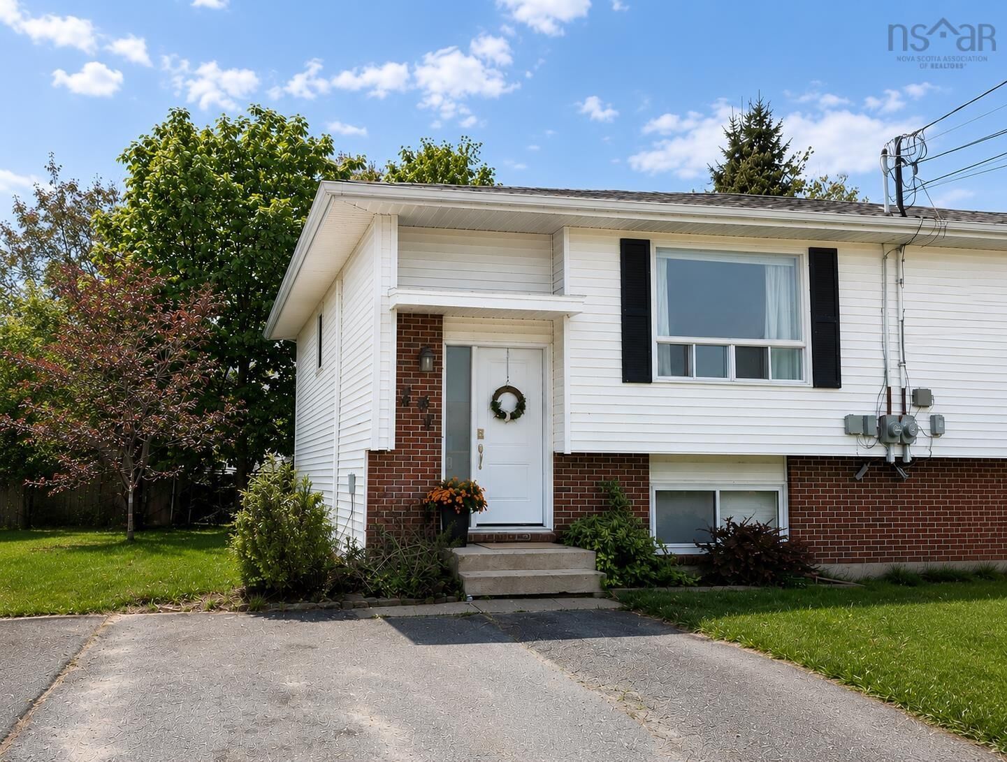 Property Photo: 30 Merrimac Drive NS B2W 4P8