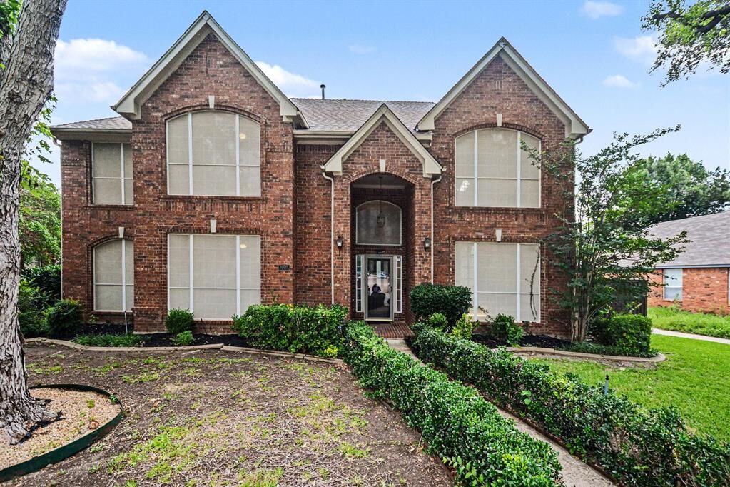 Property Photo: 7004 Hillview Drive TX 75025