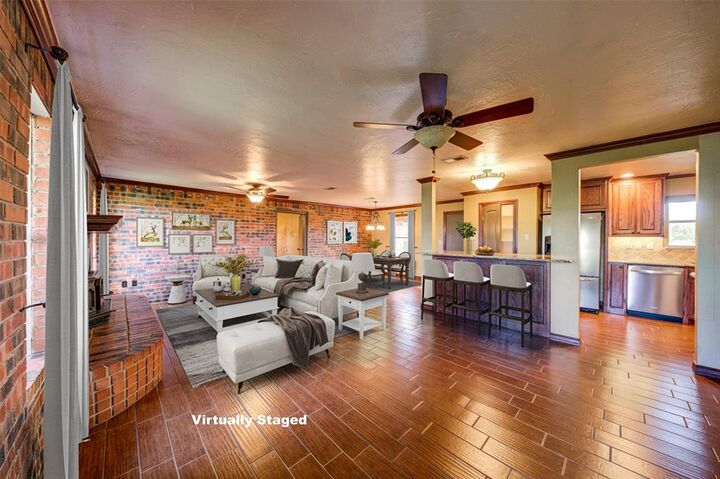 Property Photo:  551 County Road 3390  TX 76073 