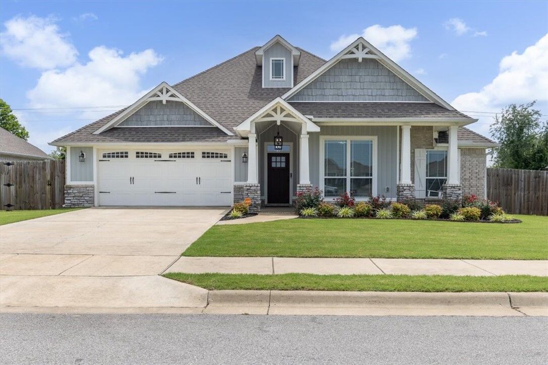 Property Photo:  730 Macdonald Drive  AR 72751 