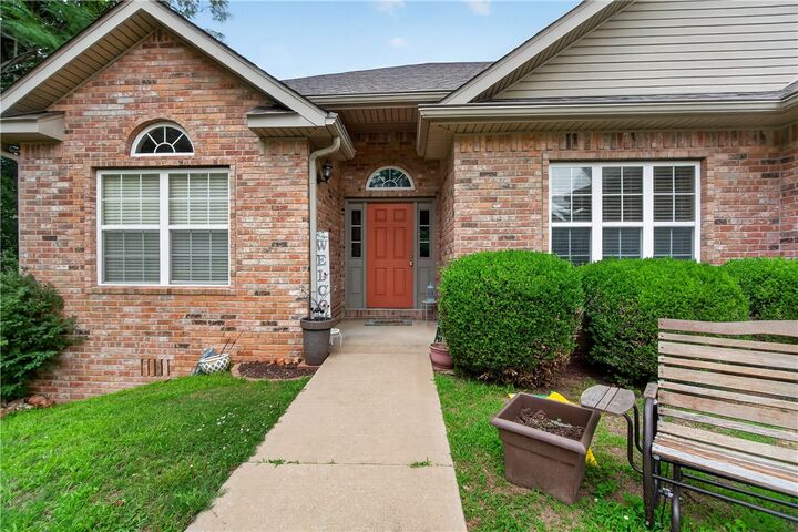 Property Photo:  1 Webb Lane  AR 72714 
