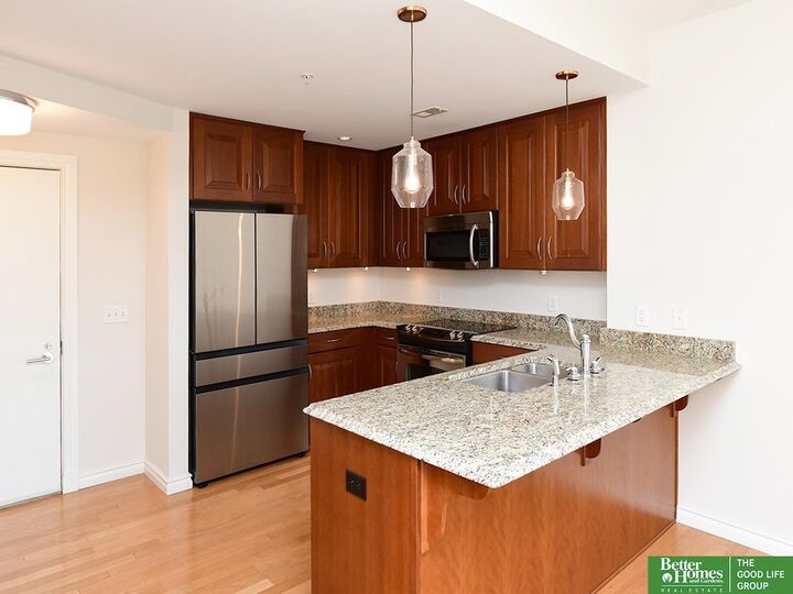 Property Photo:  3201 Dodge Court 5204  NE 68131 