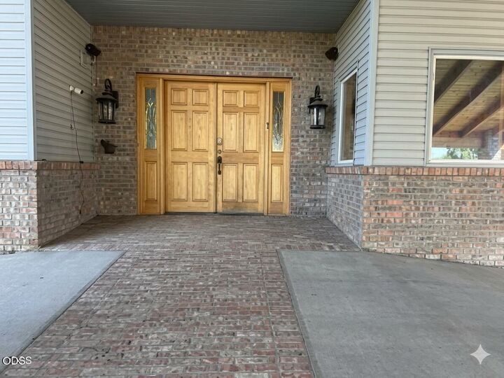 Property Photo: 4705 NE Wittmer OR 97754