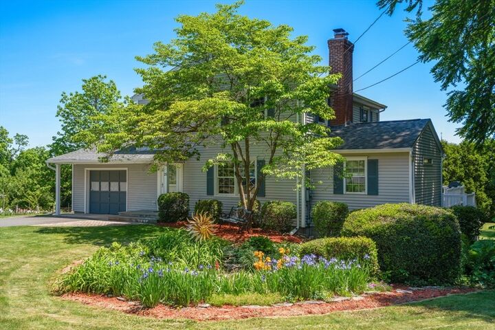 Property Photo:  25 Everett Ave  MA 01007 