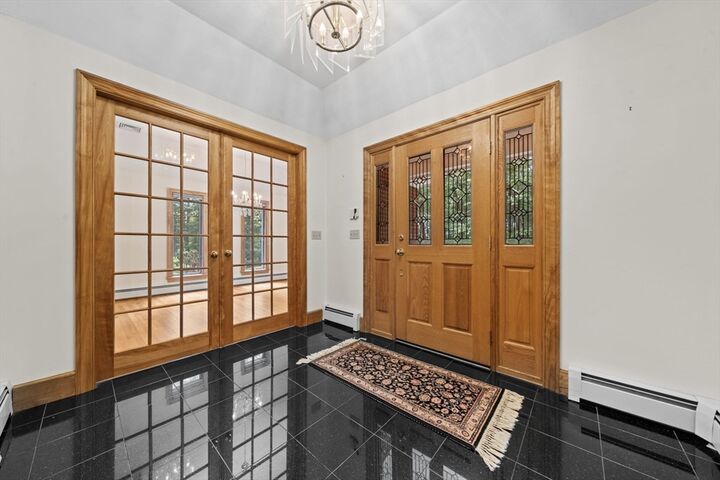 Property Photo:  89 North St  MA 01983 
