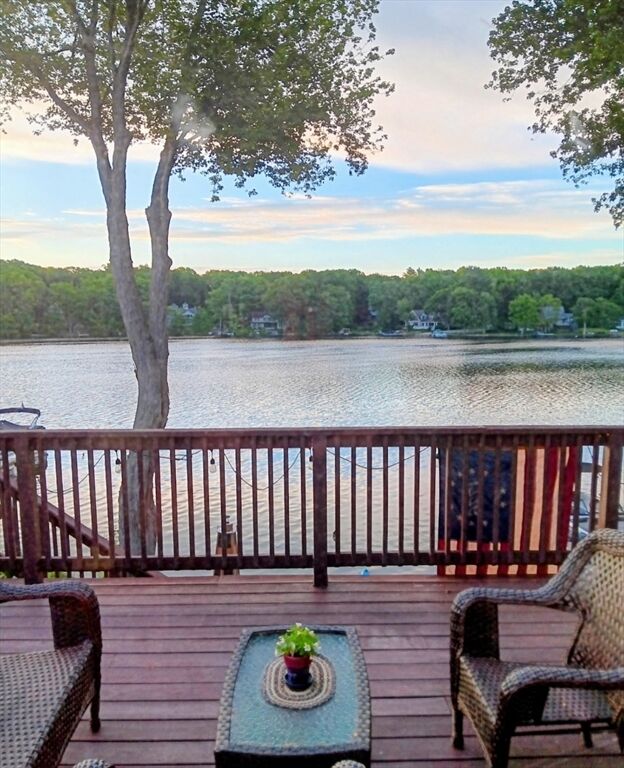 Property Photo:  67 S Charlton Shore Rd  MA 01507 