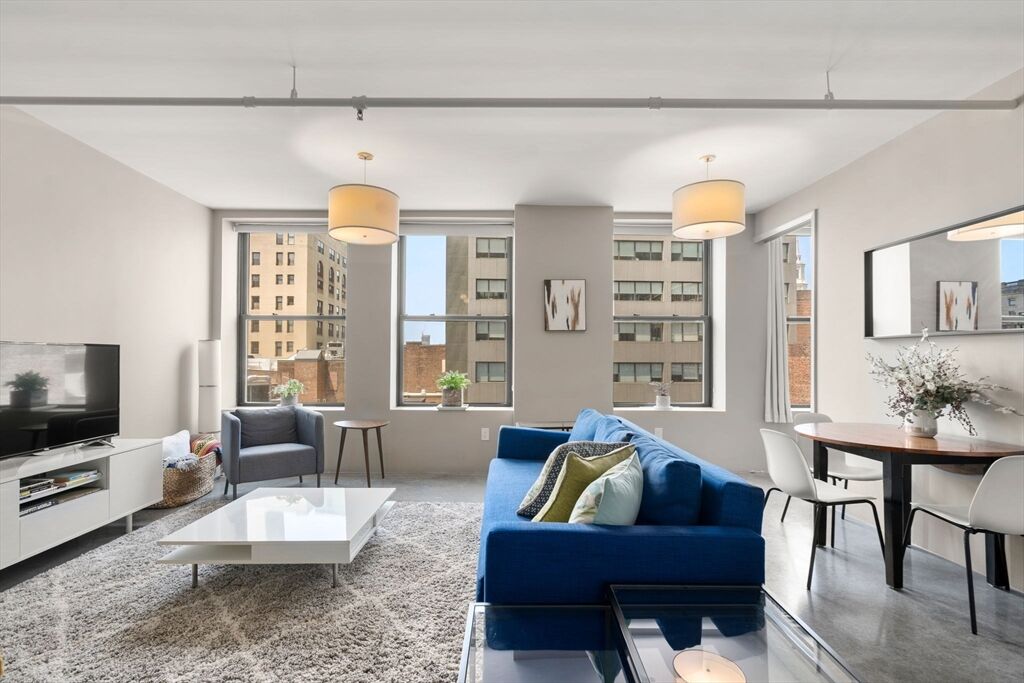 Property Photo:  453 Washington St 7E  MA 02111 
