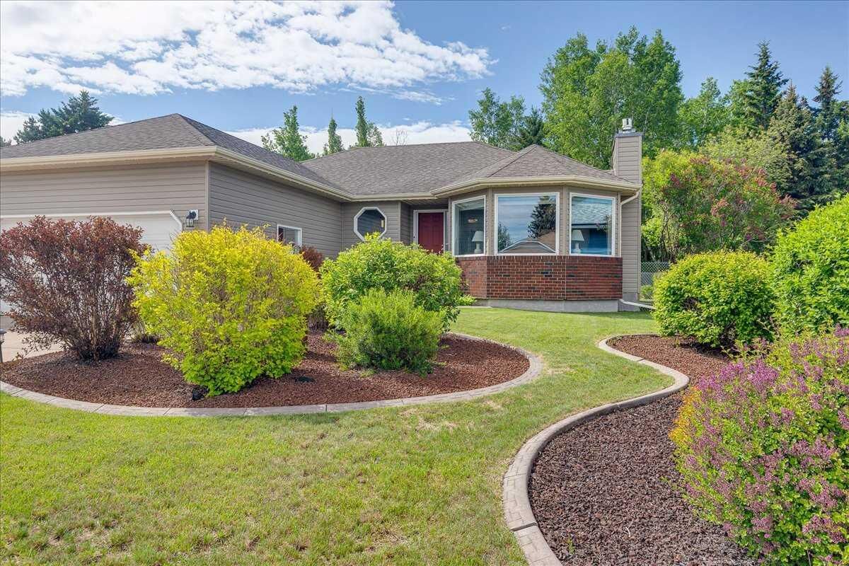 Property Photo: 5363 36A Street AB T4G 1E6