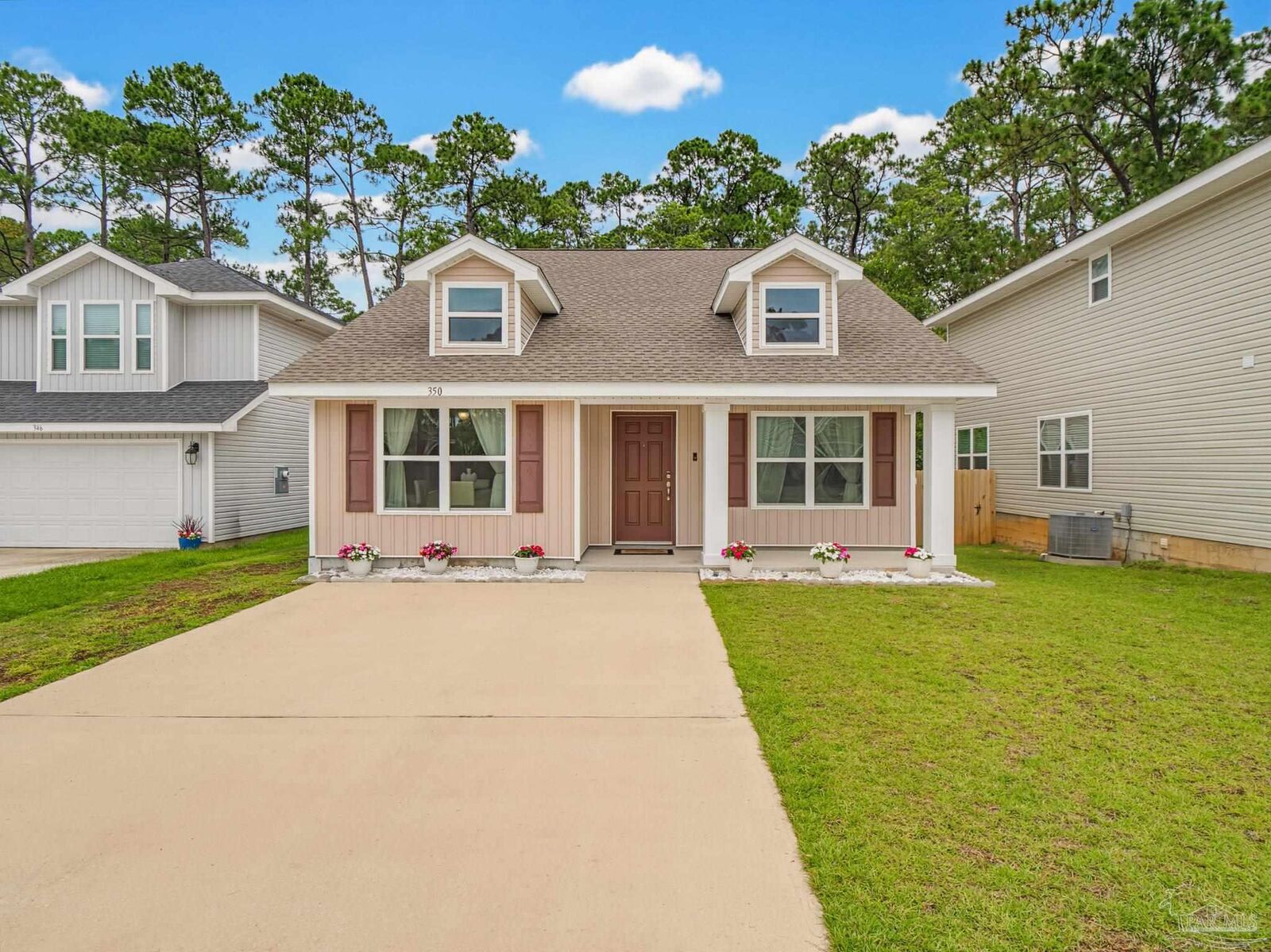 Property Photo:  350 Cardinal Cove Ct  FL 32504 