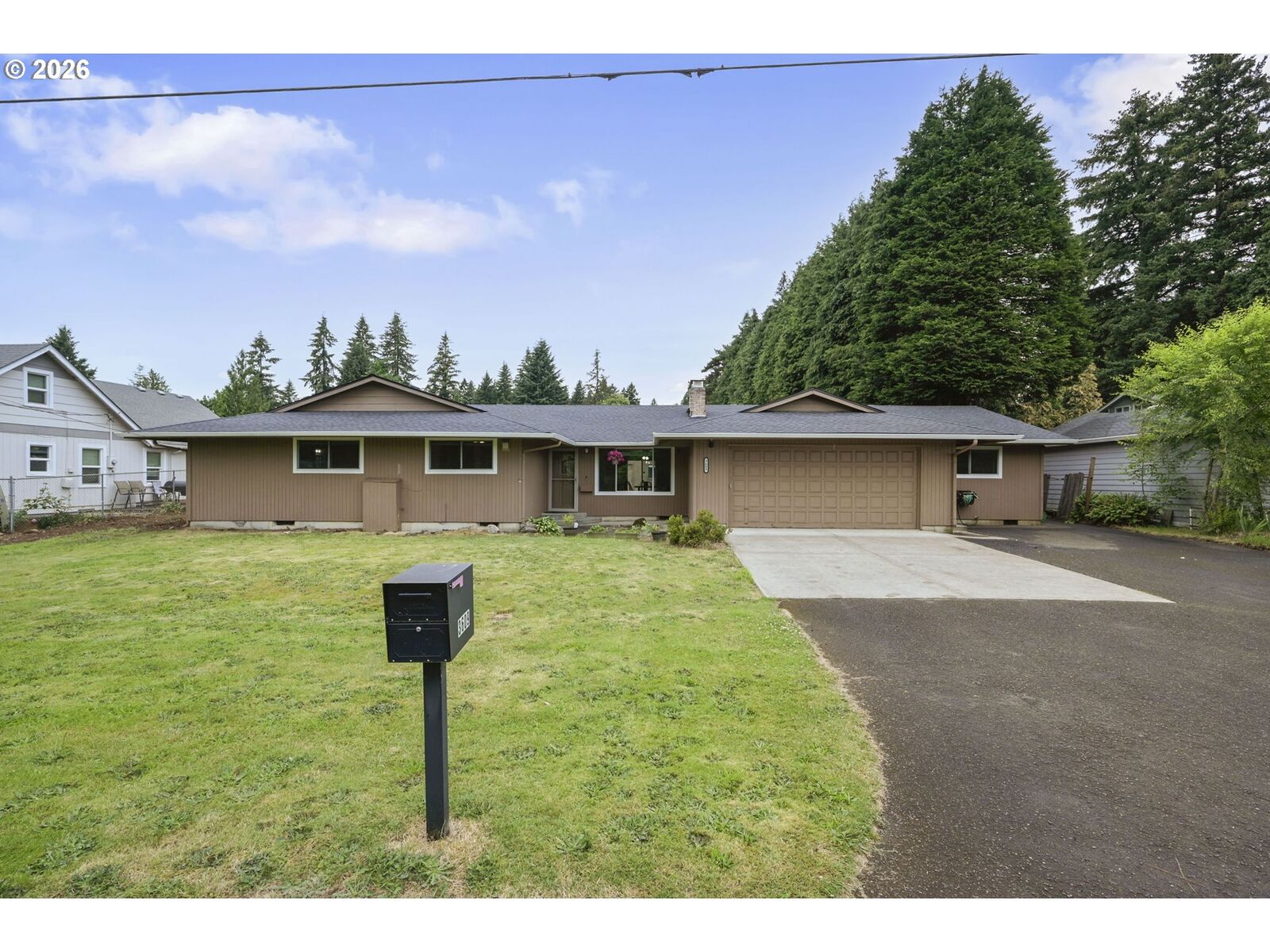 Property Photo: 3609 C St WA 98671