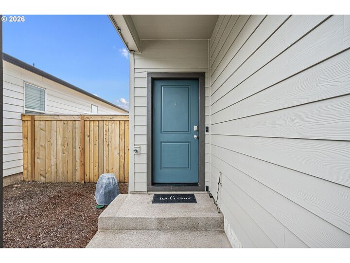 Property Photo:  2651 Fenya St  OR 97477 