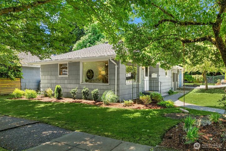 Property Photo: 2265 NE 73rd Street WA 98115