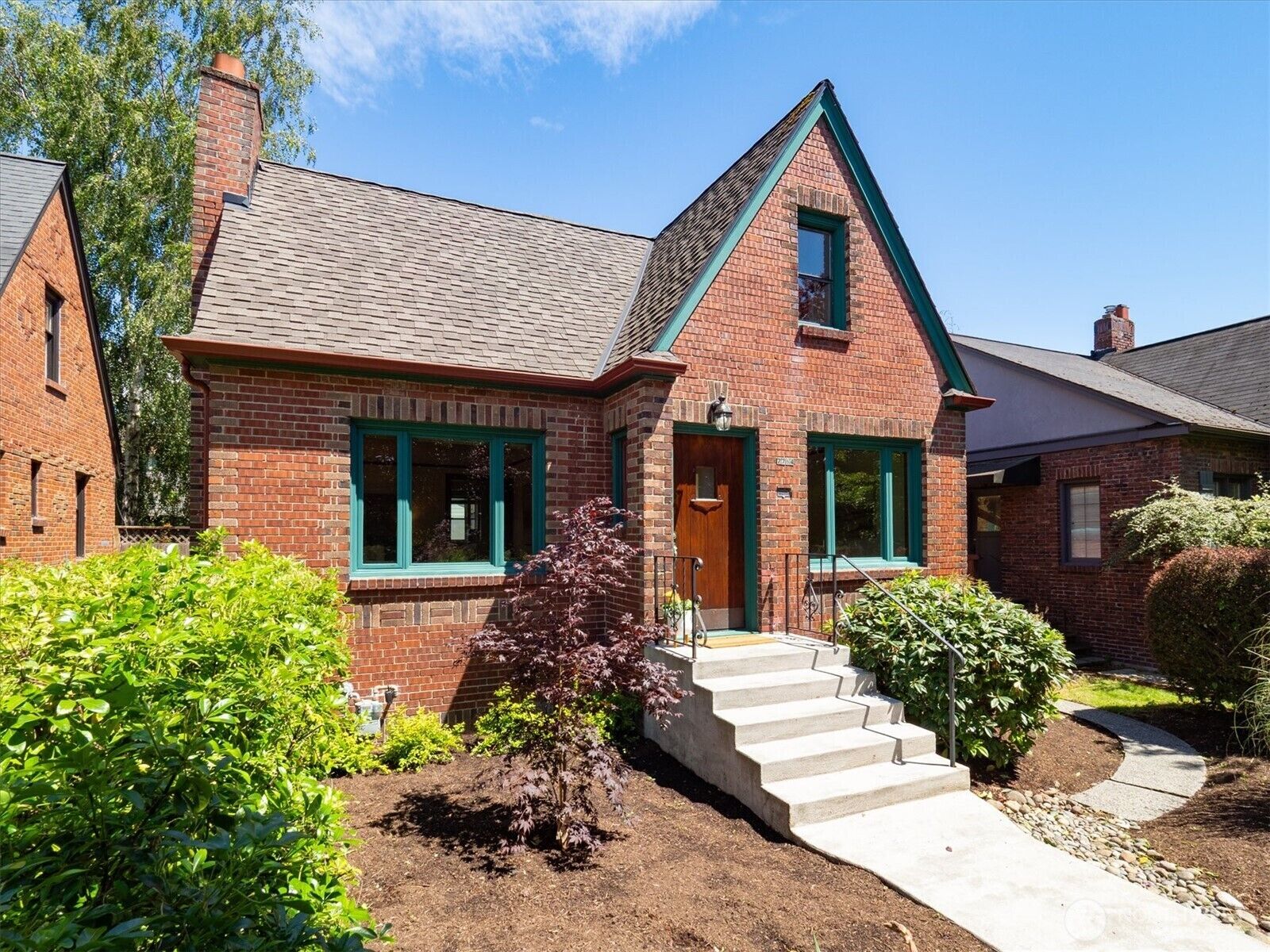 Property Photo: 7754 Jones Avenue NW WA 98117
