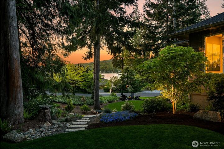 Property Photo:  28  Strawberry Point Road  WA 98229 