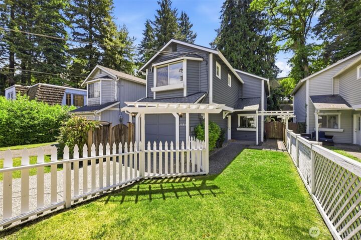 Property Photo: 3535 NE 89th Street WA 98115