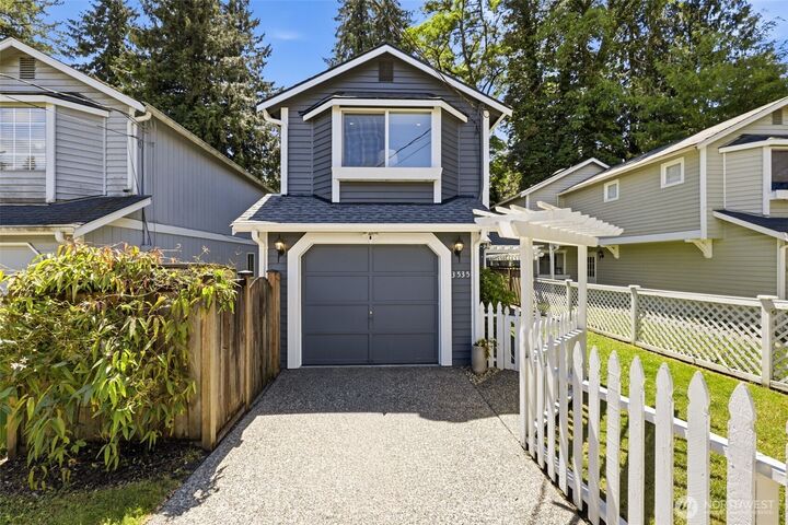 Property Photo:  3535 NE 89th Street  WA 98115 