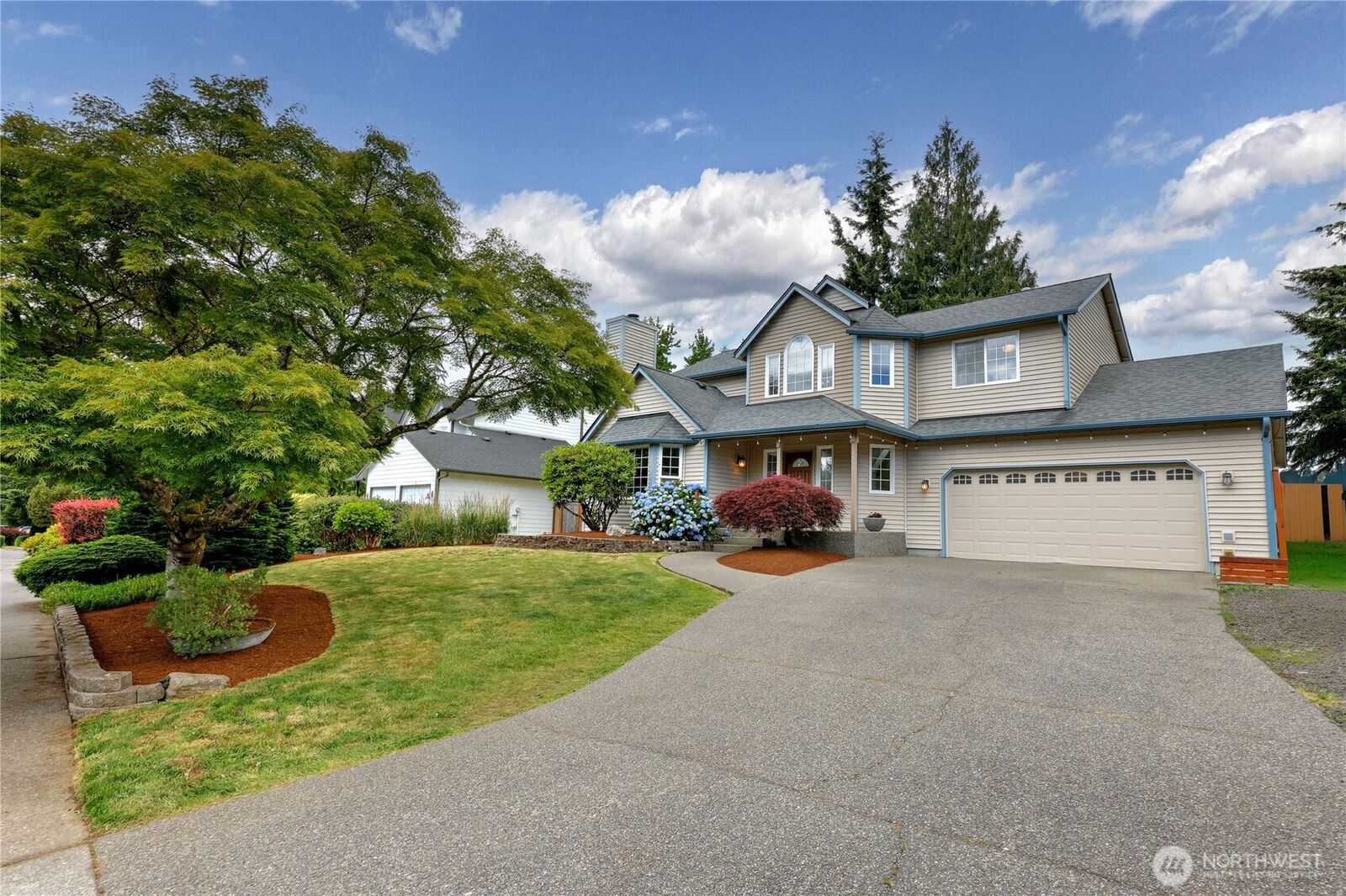 Property Photo: 19555 23rd Avenue NE WA 98370