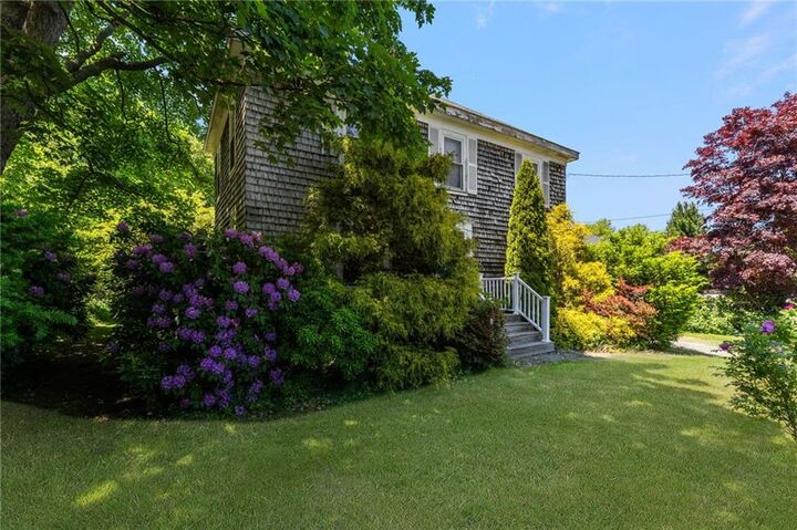 Property Photo:  469 Wapping Road  RI 02871 