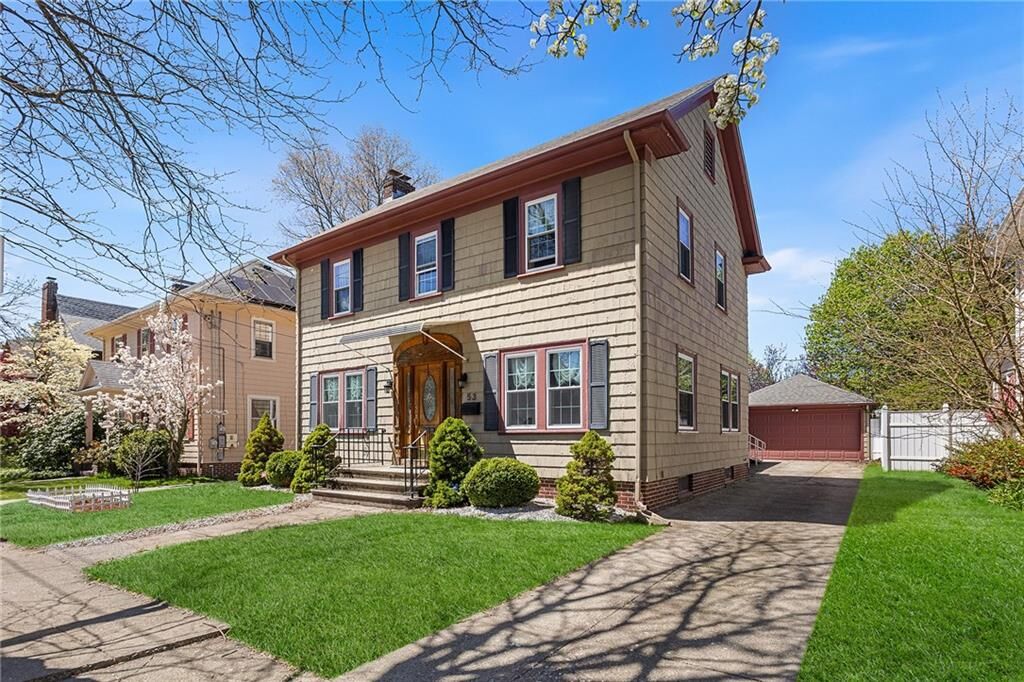Property Photo:  53 Cathedral Avenue  RI 02908 