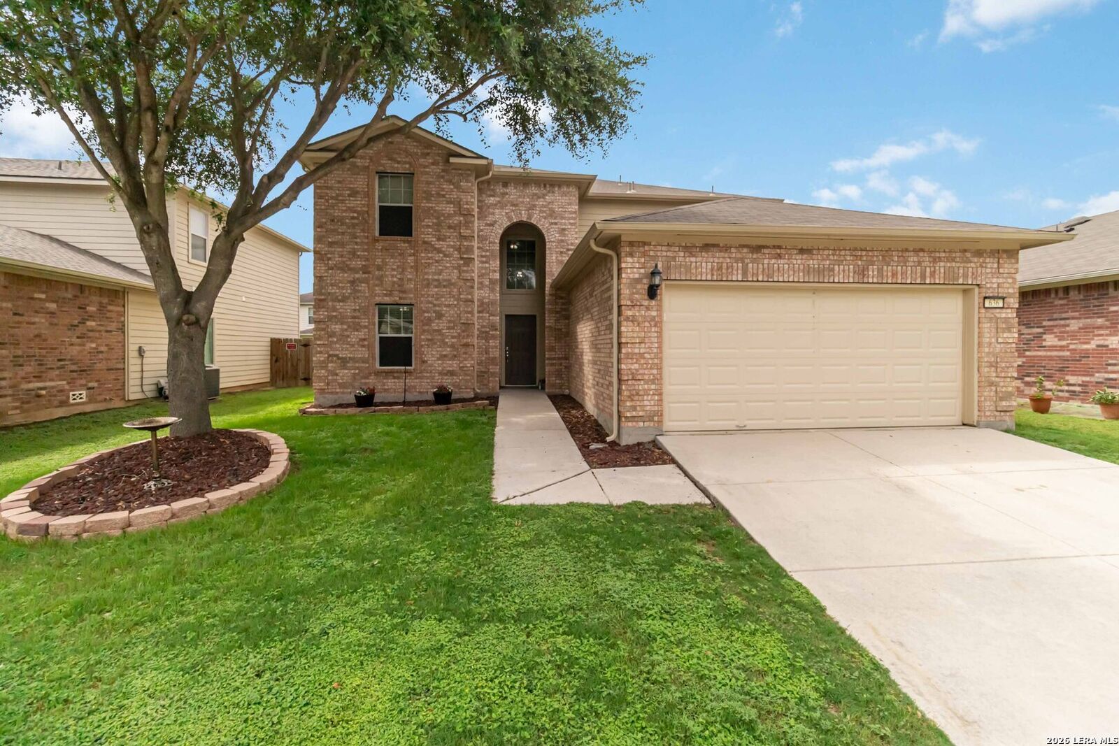 Property Photo: 636 Silo St TX 78154
