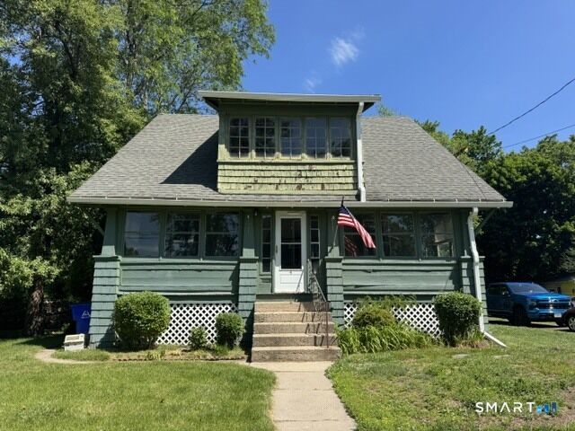 Property Photo:  4 Hubbard Place  CT 06109 