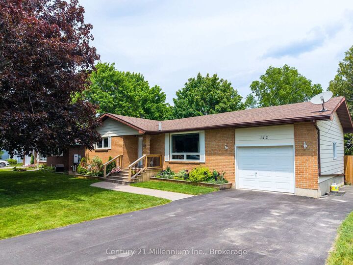 Property Photo: 142 Arthur Street ON N0H 2P0