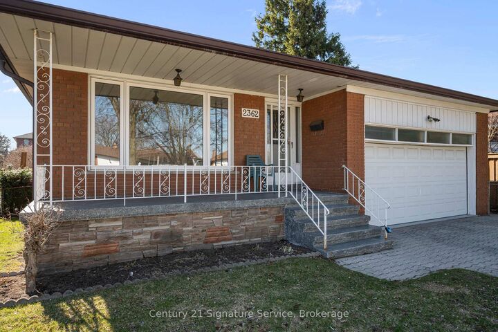 Property Photo: 2362 Denise Road ON L4X 1J4