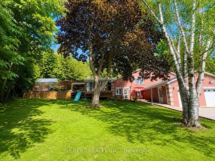 Property Photo:  313 Winnifred Drive  ON L4P 3B4 