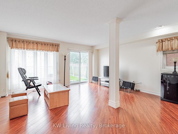 Property Photo:  253 Milliken Meadows Drive  ON L3R 0W2 