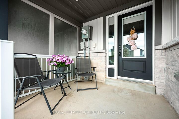Property Photo: 829 Cook Crescent ON L9V 3T9