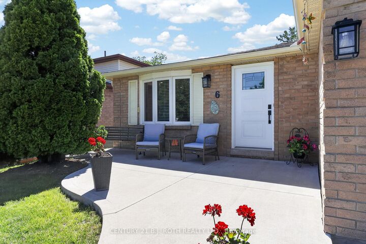 Photo de la propriété: 6 Ford Street ON L4N 5X2