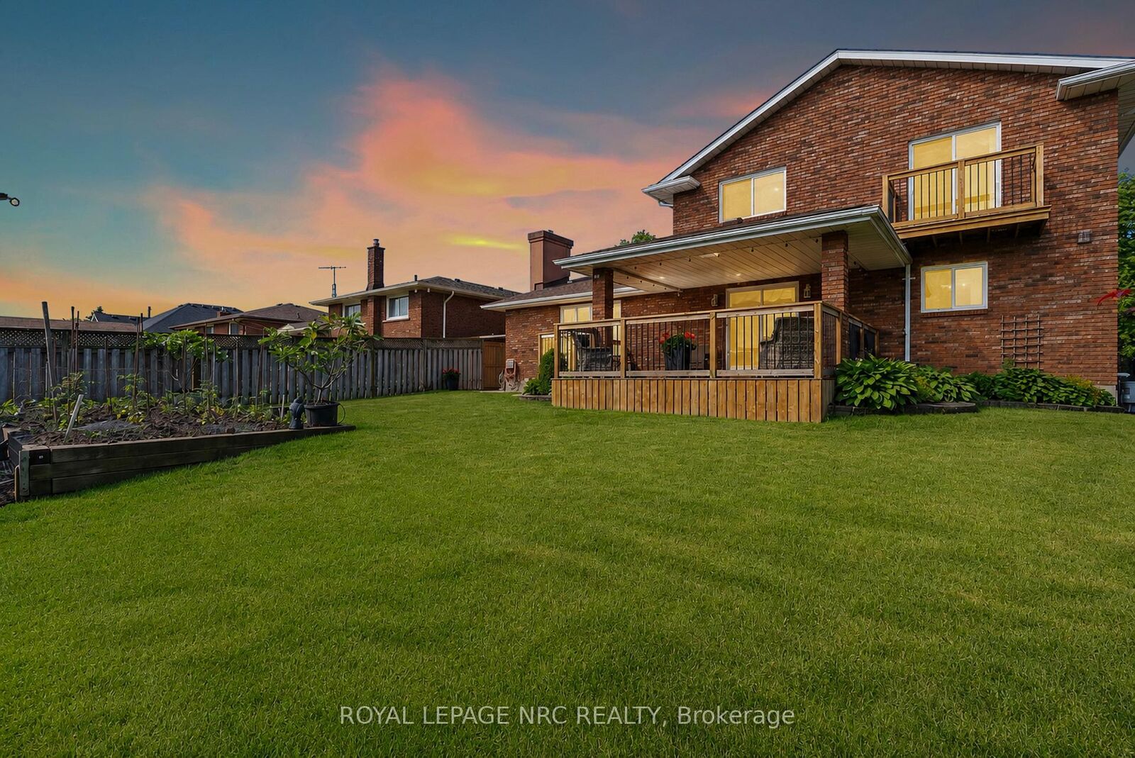 Property Photo: 14 Tupper Drive ON L2V 4C7