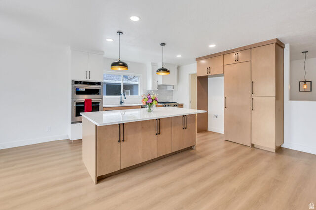 Property Photo: 8453 S Windmill Dr UT 84081