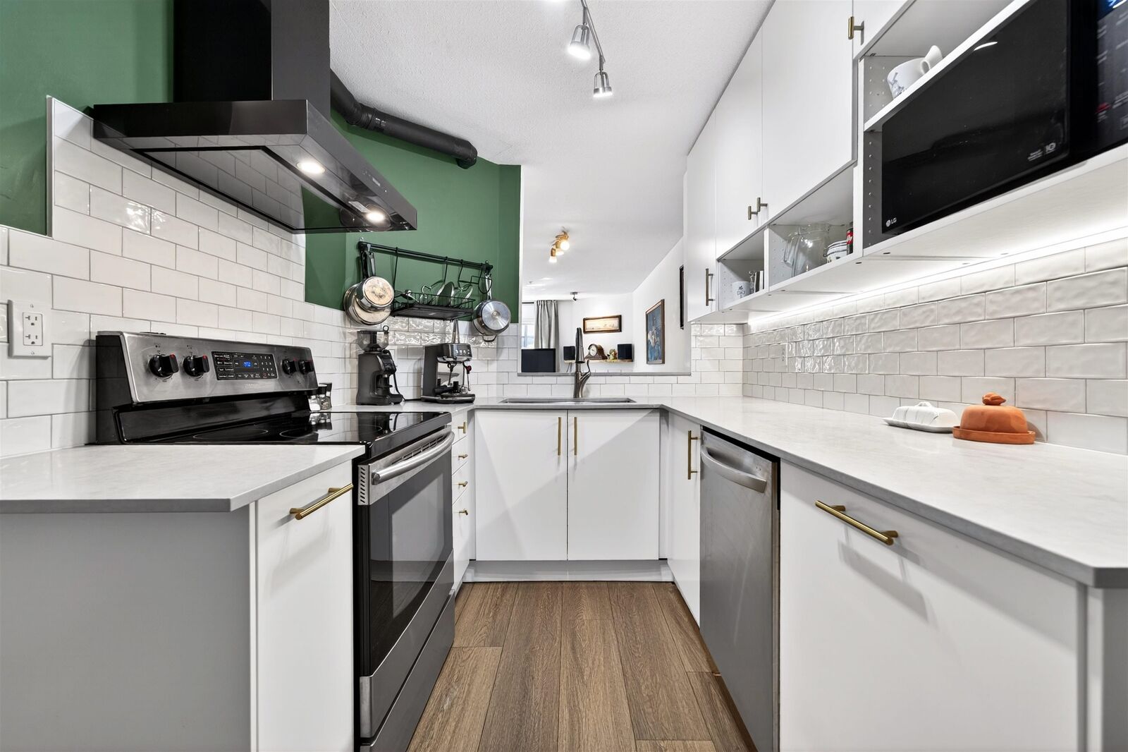 Property Photo: 509 Carnarvon Street 102 BC V3L 5S4